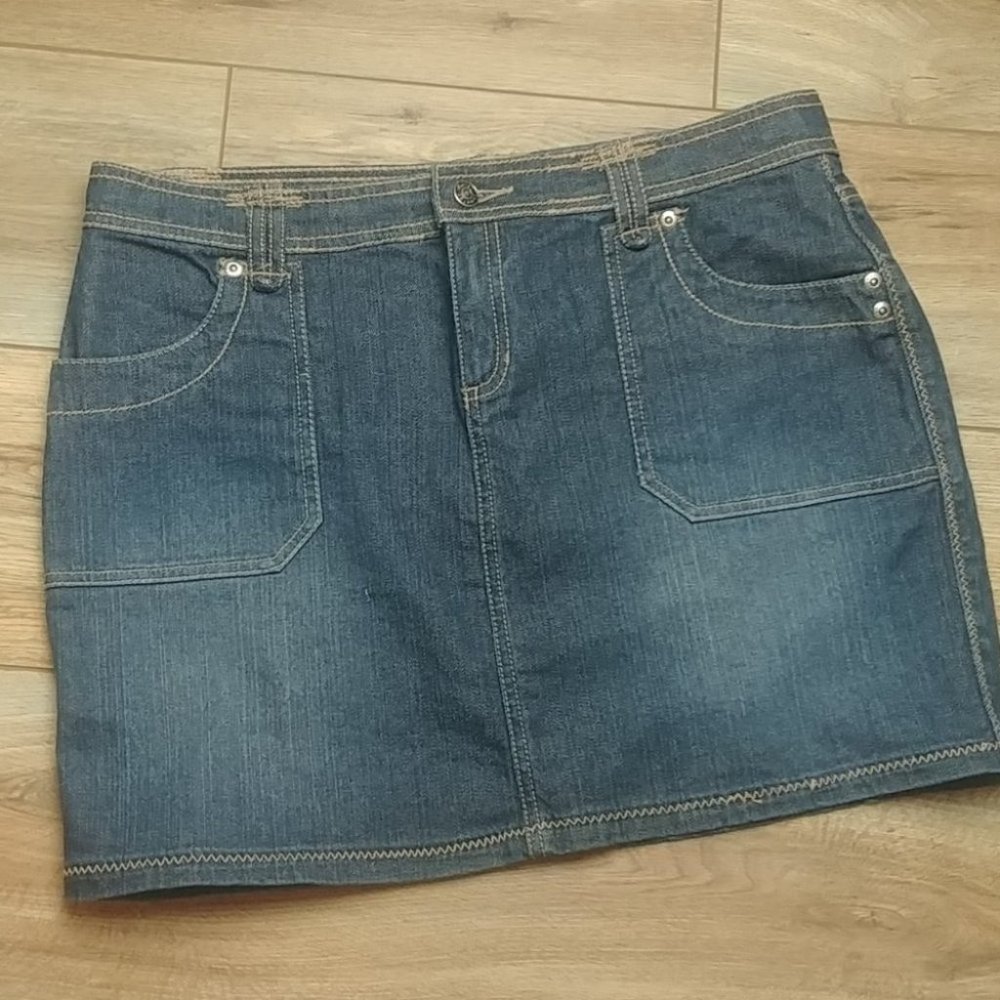 Cute Jean Skirt.